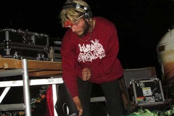 19/09: GOGBOT Afterparty: DJ GRASSHOPPER + CRYSTAL DISTORTION + CH4R20TTE